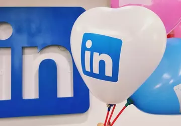 LinkedIn overschrijdt $2 miljard aan inkomsten ...