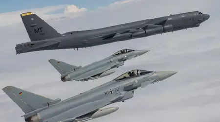 B-52H Stratofortress kernbommenwerpers vlogen dicht langs de Russische grens