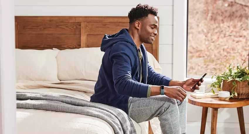 Fitbit ontwikkelt een compacte gadget voor het meten van de bloeddruk op de vinger (foto)