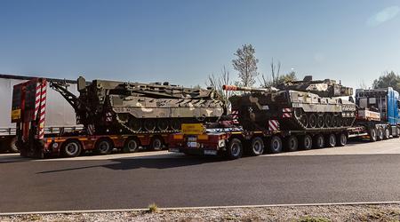 Hongarije heeft de eerste van 44 Duitse Leopard 2A7HU tanks ontvangen in het kader van een contract ter waarde van $565 miljoen.