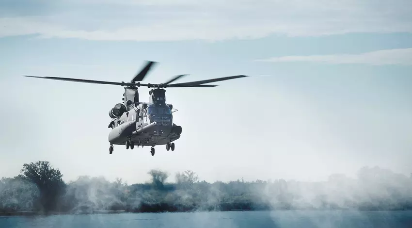Boeing heeft 793 miljoen dollar ontvangen voor de productie van de nieuwste serie CH-47F Block I Chinook-helikopters.