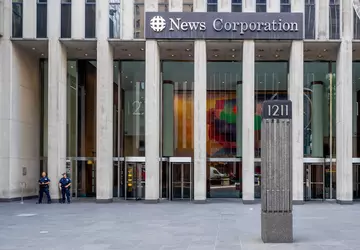 News Corp is in gesprek over ...