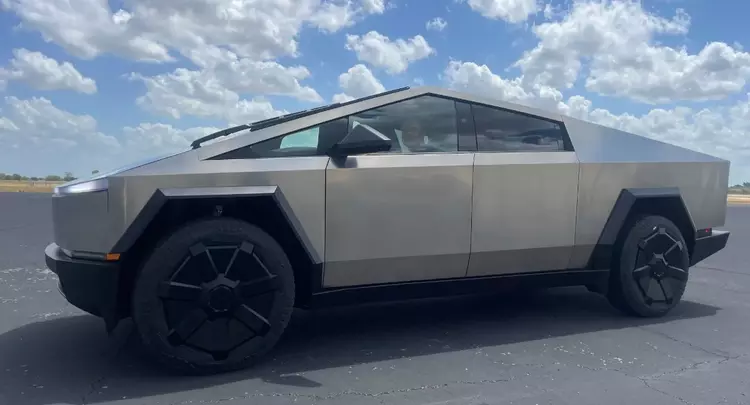 Tesla is van gedachten veranderd over ...