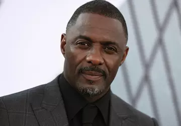 Idris Elba gaat de hoofdrol spelen ...
