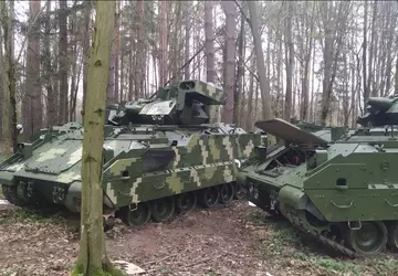 Amerikaanse Bradley gevechtsvoertuigen gespot in Oekraïne ...