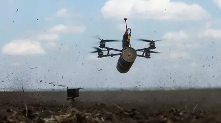 Rusland is begonnen met het gebruik van nieuwe FPV-drones met glasvezelkabels die onzichtbaar zijn voor elektronische oorlogsvoering.