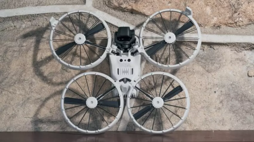 DJI Flip of DJI Neo