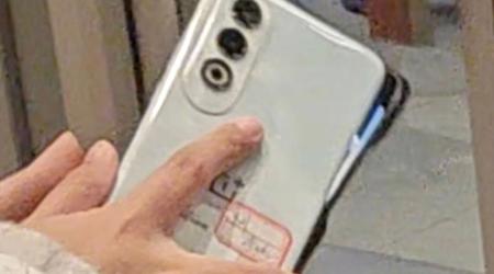 OnePlus Ace 3V (ook bekend als OnePlus Nord 4) met een nieuw ontwerp is opgedoken op een foto