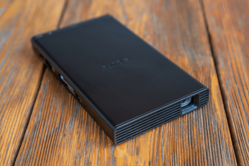 MP-CD1 projector test en review