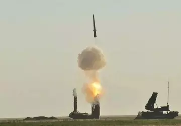 Russen melden nederlaag van S-300 luchtverdedigingssysteem ...