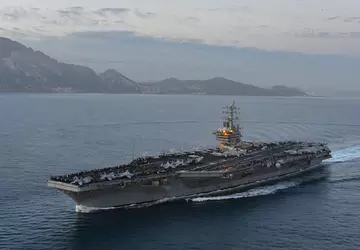 Een tweede Amerikaanse vliegdekschip aanvalsgroep is ...