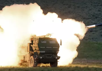 HIMARS / MLRS vernietigde een 25 ...