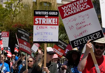 Hollywoodstudio's zijn overeengekomen om scenarioschrijvers te ...