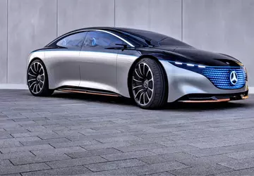 Mercedes-Benz ontwikkelt een zonnelak voor elektrische ...