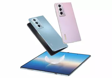 Honor Magic Vs 2 met titanium ...