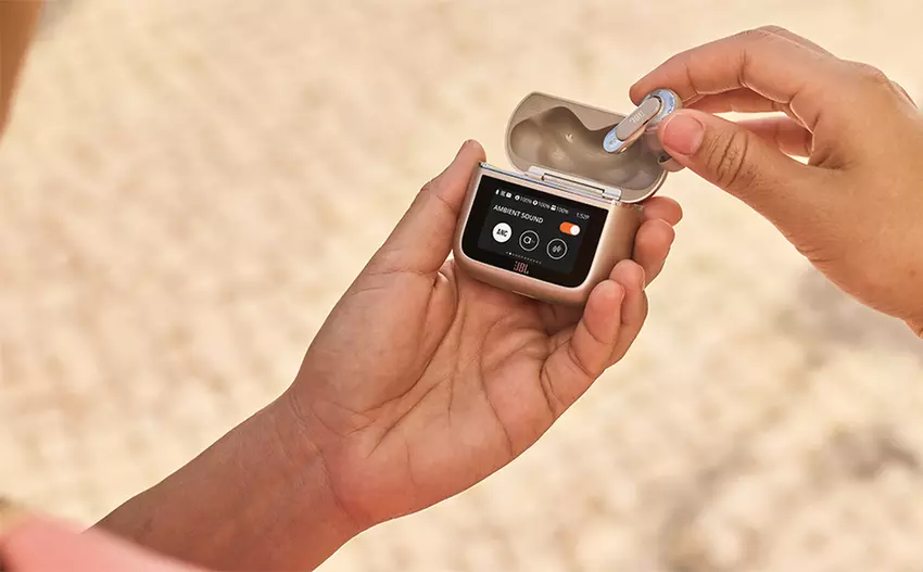 JBL Tour Pro 3: Adaptieve ANC, schermbehuizing en LDAC-ondersteuning voor 299 dollar