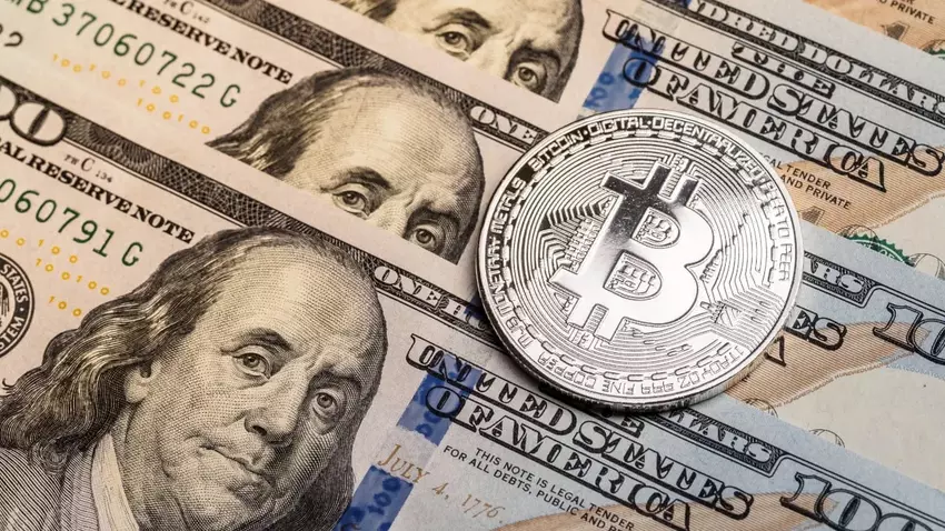 Bitcoin daalt tot $114\u202fK door dalende verwachtingen over de rente van de Amerikaanse Fed