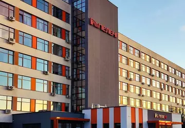 Honderdduizenden vizieren voor pantservoertuigen: Wit-Rusland helpt ...