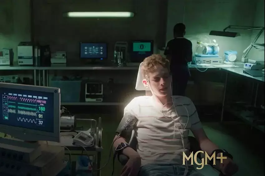 Een still uit 'The Institute