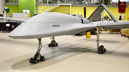 Baykar test supersonische IHA-122 raket met succes vanuit Bayraktar TB3 drone