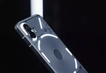 Zonder te wachten op de presentatie: ...