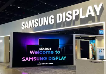 Samsung onthult 's werelds eerste QD-LED ...