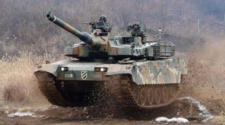 De Republiek Korea heeft de aankoop van 150 K2 Black Panther main battle tanks goedgekeurd - Seoel zal 410 tanks hebben, maar wil de vloot uitbreiden tot 600 eenheden.
