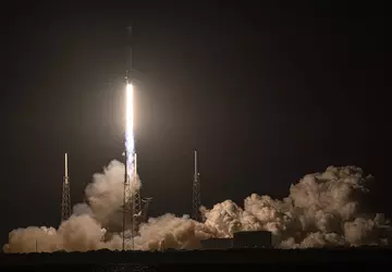 1 booster - 16 lanceringen: SpaceX ...