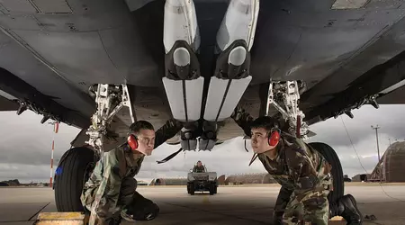 Oekraïense vliegtuigen zijn begonnen met het gebruik van GBU-39/B SDB-bommen die bestand zijn tegen Russische elektronische oorlogsvoeringsapparatuur.
