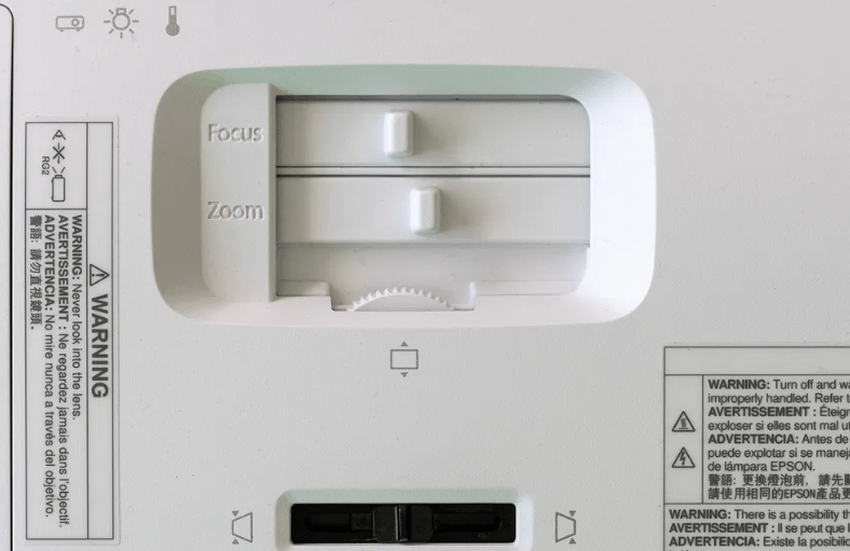 Epson 2350 of BenQ TK700