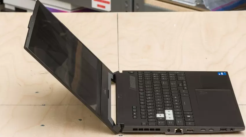 ASUS TUF F15 Gaming computer laptop 1000€