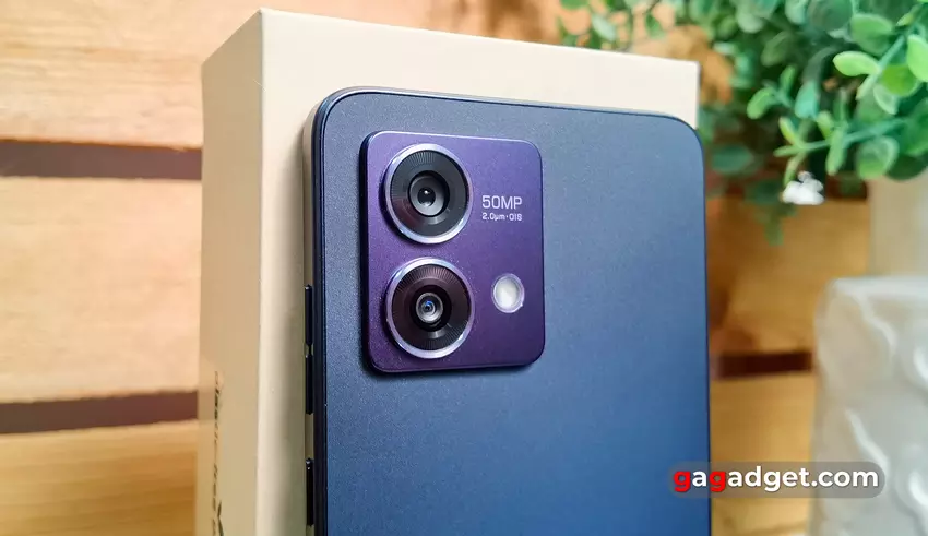 Motorola Moto G84 ontwerp