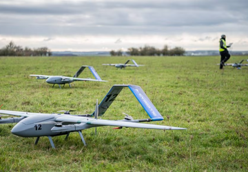 Zwerm drones bestuurd door kunstmatige intelligentie ...