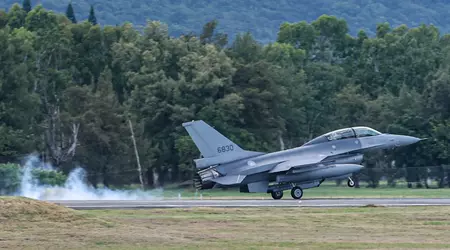Taiwan wil opgewaardeerde F-16 Viper gevechtsvliegtuigen bewapenen met Amerikaanse AGM-88 HARM, AGM-84 SLAM en AGM-154 JSOW raketten.