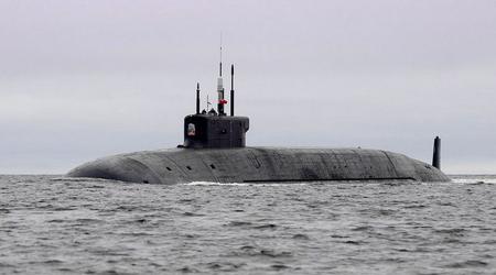 De Russische marine heeft de nucleair aangedreven onderzeeër Keizer Alexander III ontvangen, die bewapend zal zijn met intercontinentale Bulava ballistische raketten.