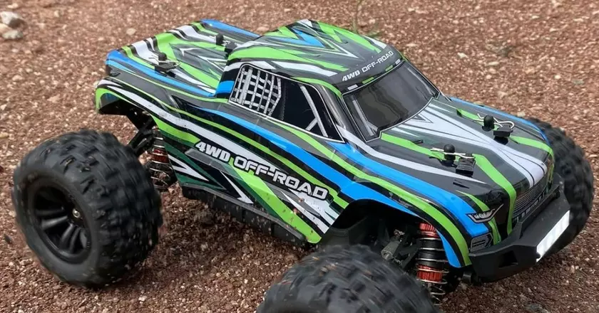 YONCHER YC380 PRO 1:16 Afstandbestuurbare auto voor volwassenen