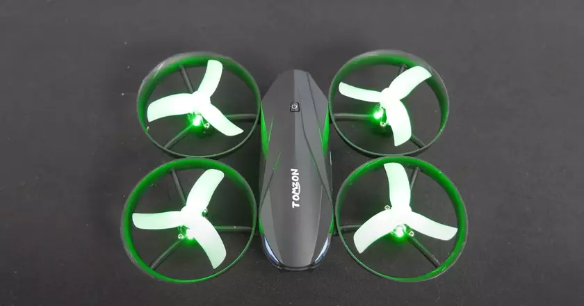 TOMZON A31 drone geschikt voor 8-jarige