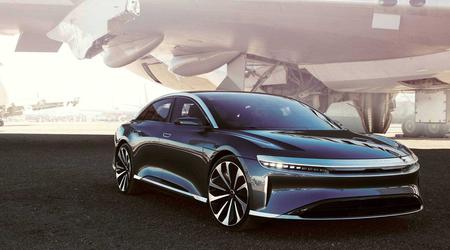 De Lucid Air elektrische auto is in zijn topversie 28.400 dollar in prijs gedaald - twee versies kosten al minder dan 100.000 dollar.