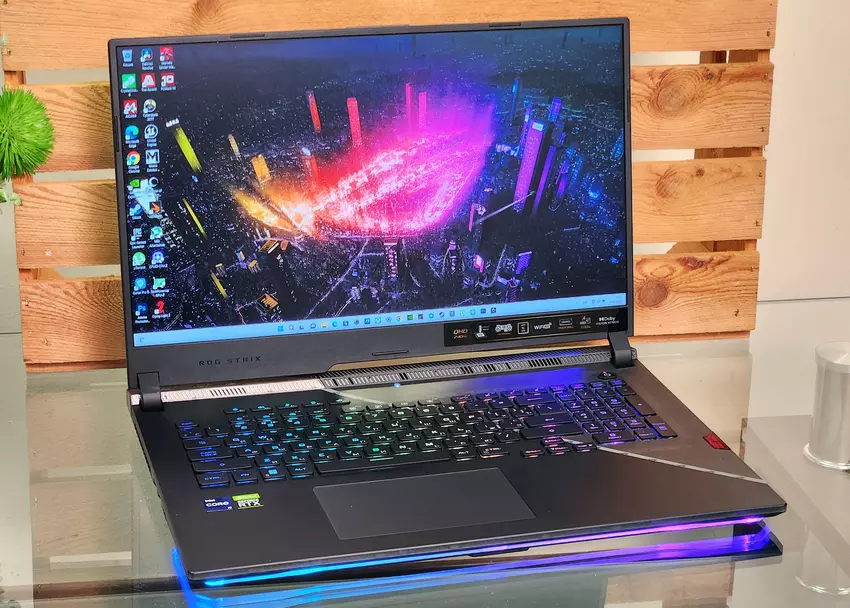 ASUS ROG Strix SCAR 17 SE review: Cyberpunk 2022