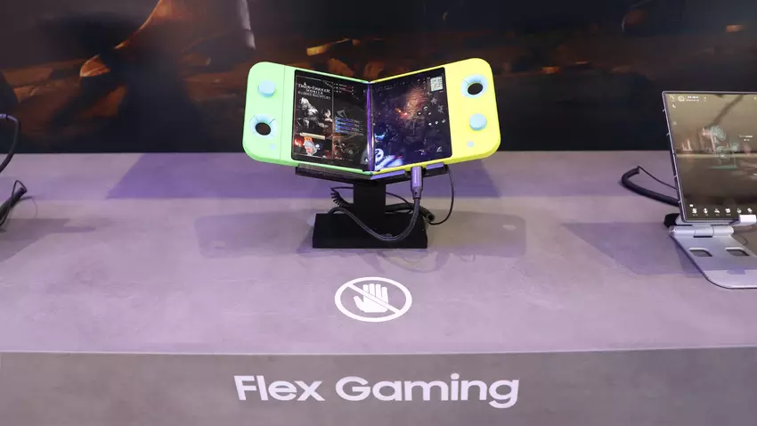 Samsung heeft een concept Flex Gaming console onthuld die in tweeën kan worden gevouwen