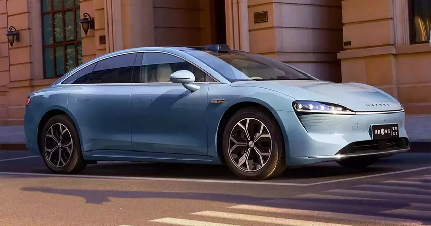 Huawei en Chery onthulden de vernieuwde Luxeed S7: de elektrische sedan is goedkoper geworden dan de Tesla Model 3