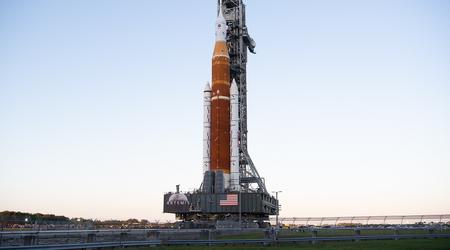 NASA erkent de enorme kosten van SLS-maanraketten - motoren voor SLS kosten tientallen keren meer dan die voor SpaceX-raketten