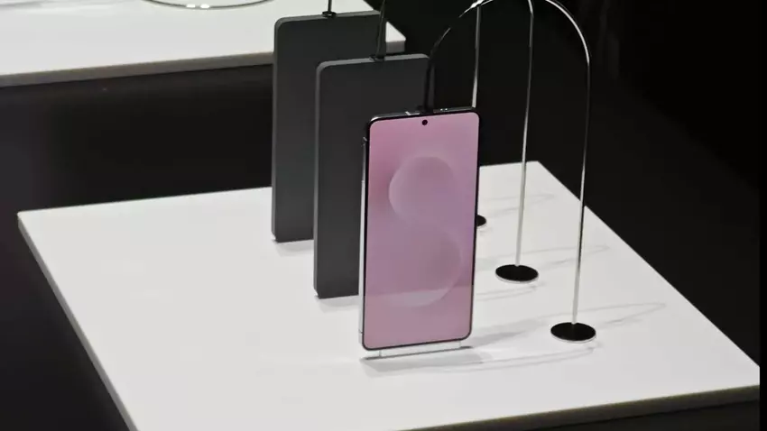 Insider: Galaxy S26 Edge verliest gewicht maar wint in batterijcapaciteit