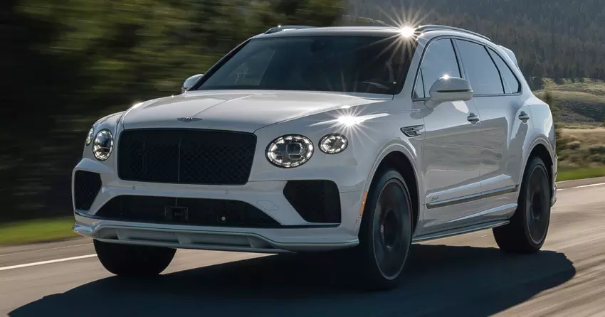 De snelste Bentley Bentayga verloor 4 cilinders, maar leerde driften na het indrukken van een knop