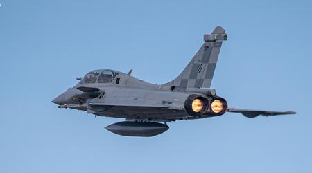 Frankrijk heeft het eerste Dassault Rafale B gevechtsvliegtuig van de vierde generatie overgedragen aan Kroatië