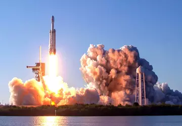 SpaceX kan $15 miljard verdienen in ...