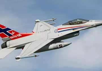 Noorwegen zou Roemenië 32 F-16 gevechtsvliegtuigen ...