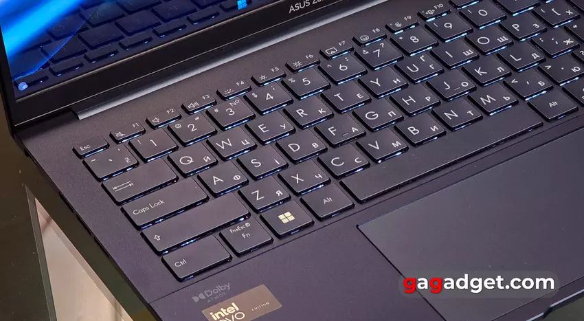 Огляд ASUS Zenbook 14 OLED (UX3405)