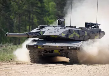 Italië moet nog een Leopard 2A8 ...