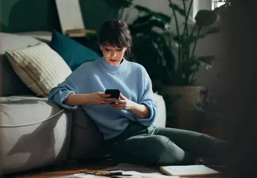 Meta waarschuwt vrouwen voor oplichters die ...